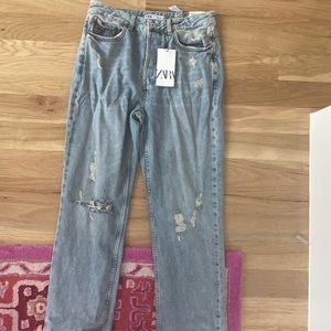 ZARA STRAIGHT LEG RIPPED JEANS